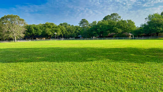 Villa Del Rey Creative Sciences and Arts Magnet School Field - Practice in Baton Rouge 3