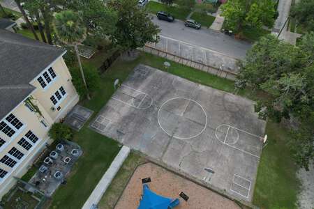 West Riverside Elementary School Outdoor Basketball Courts (3 hr min) in Jacksonville