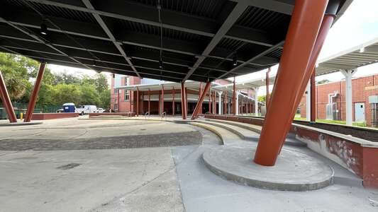 Douglas Anderson School of the Arts Amphitheater (3hr min) in Jacksonville