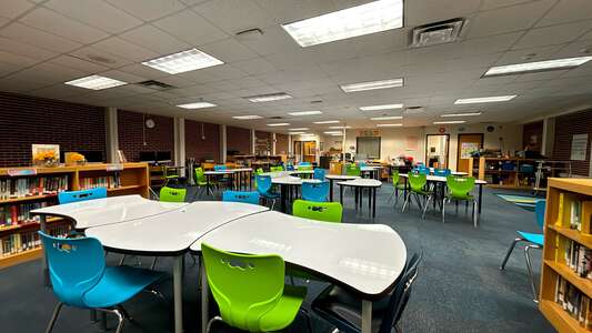 William J. Scott Elementary School Media Center in Atlanta 4