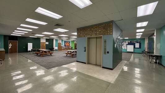 Jackson Middle School Lower West Pod in Portland