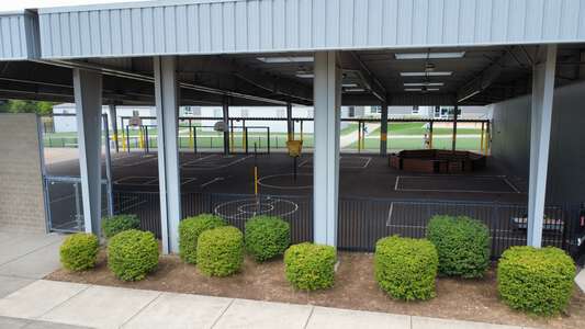 Springville Elementary School Outdoor Covered Area in Portland