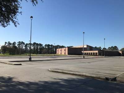 Hassler Elementary School Parking Lot in Klein