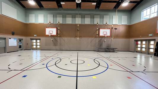 Henry David Thoreau Elementary School Gym in Kirkland