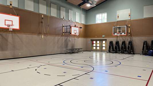 Henry David Thoreau Elementary School Gym in Kirkland