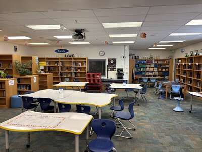 Linkhorn Park Elementary School Library in Virginia Beach 4