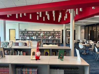 Amon Carter-Riverside High School Library in Fort Worth