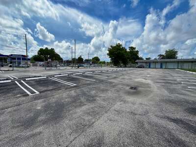 Gratigny Elementary School Parking Lot in Miami 2