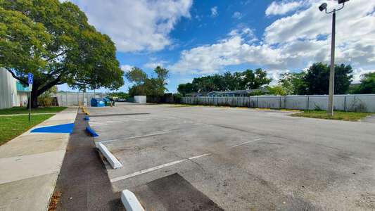 Pasadena Lakes Elementary School Parking Lot - East in Pembroke Pines