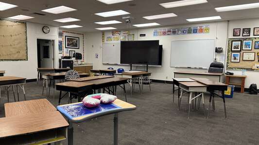 Anaheim Hills Elementary School Classroom Standard in Anaheim