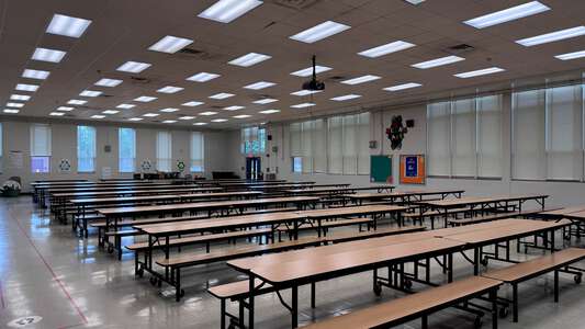 Cafeteria (3 hr min)