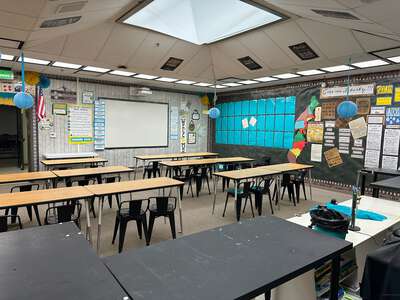 Chaparral Elementary School Classroom Standard in Ladera Ranch