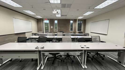 Menlo College Brawner Basement Room 20 - 402 - Classroom in Atherton