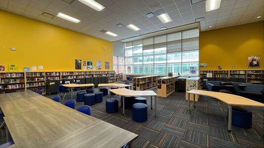 David T. Howard Middle School Media Center in Atlanta 3