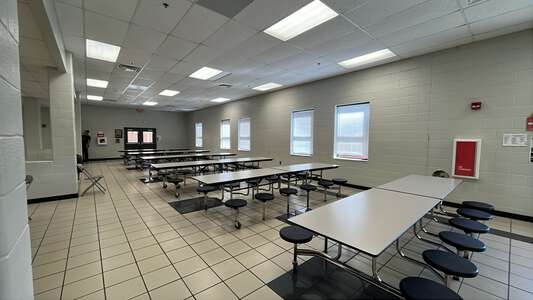 Snellville Middle School Cafeteria in Snellville