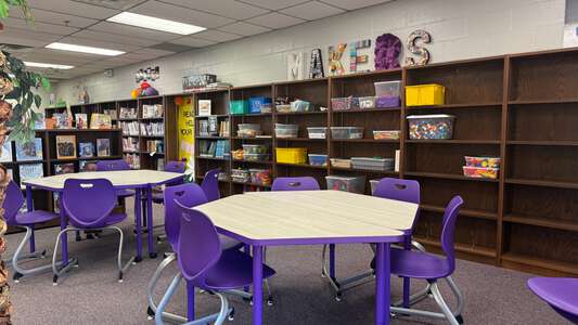 Rollingwood Elementary School Media Center in Oklahoma City 4