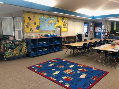 Woodland Prairie Elementary School Library in Woodland