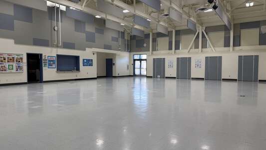 Santa Cruz Gardens Elementary School Cafeteria in Santa Cruz