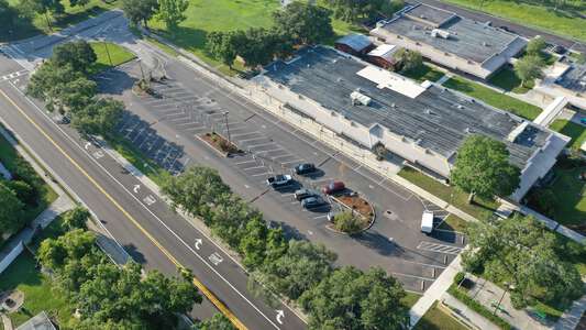 Lake Myrtle Elementary School Parking Lot - Main in Land O' Lakes