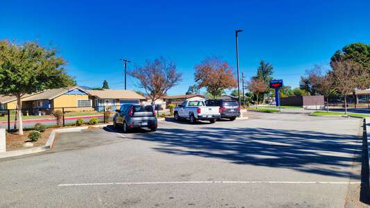 Hawthorne Elementary School Parking Lot in Ontario