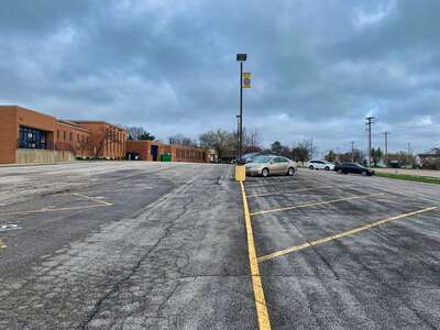 Becky-David Elementary School Parking Lot in St. Charles 2
