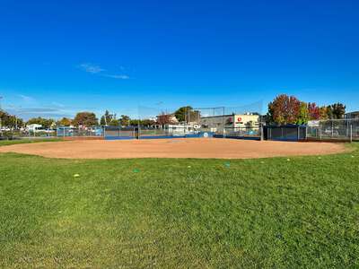 Mcdowell Elementary School Field - Softball in Petaluma 2
