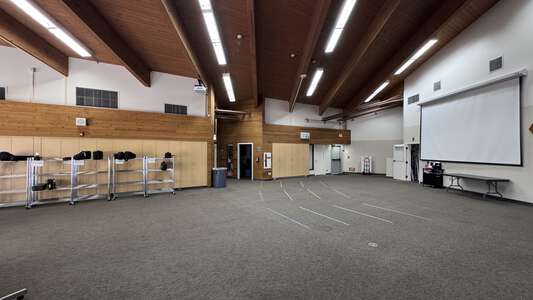 Stone Creek Elementary School Multi Purpose Room in Irvine