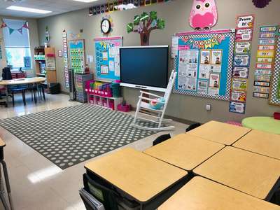 Laureate Park Elementary School Classroom Standard in Orlando