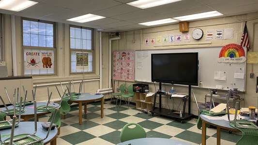 Evergreen Elementary School Classroom Standard in Plainfield