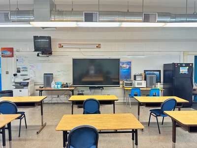 Montgomery Middle School (SDUSD) Classroom Standard in San Diego