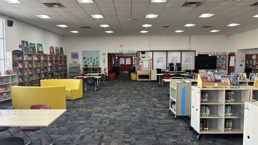 Bayside Middle School Library in Virginia Beach