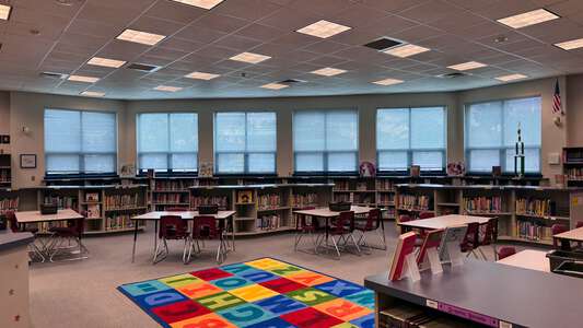 Arlene Hein Elementary School Library in Elk Grove