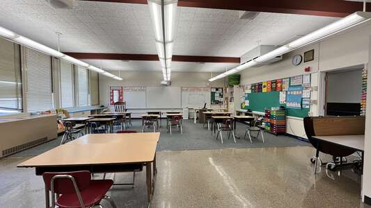 Charlemagne Elementary School Classroom Standard in Eugene