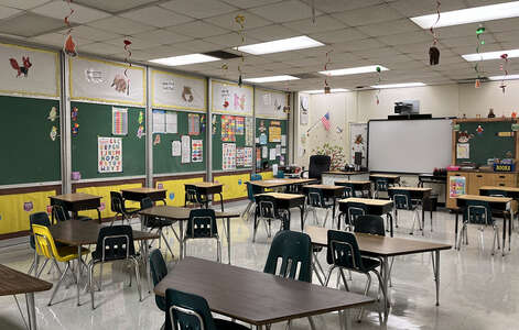 Royal Green Elementary School Classroom Standard in Miami 3