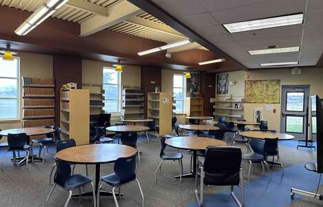 South Middle School Library in Nampa