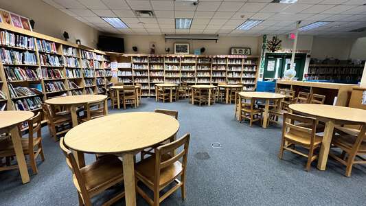Ortega Elementary School Library (3 hr min) in Jacksonville