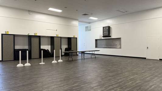 Cerro Villa Middle School Cafeteria in Villa Park