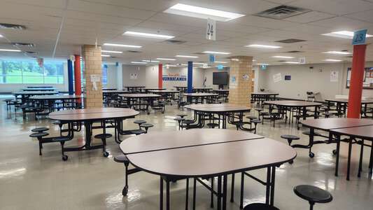 Holston Middle School Cafeteria in Knoxville
