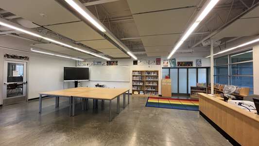 Sunnycrest Elementary School Library in Kent 2