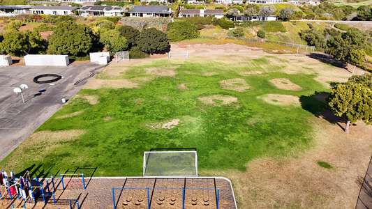 Harbor View Elementary School (K-6) Field - Utility 2 in Corona del Mar