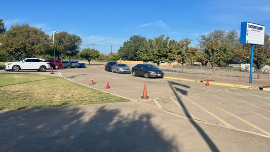 Thomas Tolbert Elementary School Parking Lot - Front in Dallas 2