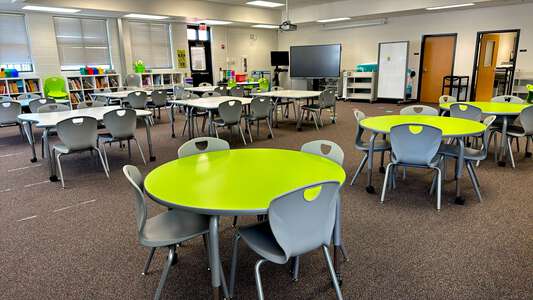 Meadowcreek Elementary School Room 1.232 - Media Center in Norcross