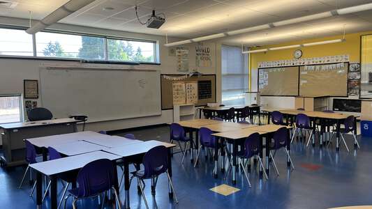 Holt Elementary School Classroom Standard in Eugene