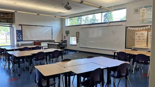 Holt Elementary School Classroom Standard in Eugene