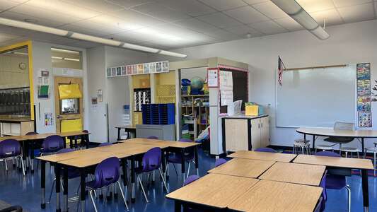Holt Elementary School Classroom Standard in Eugene
