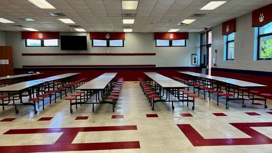 Paxton School Cafeteria in Paxton