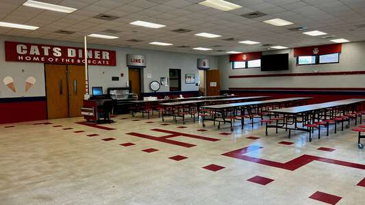 Paxton School Cafeteria in Paxton