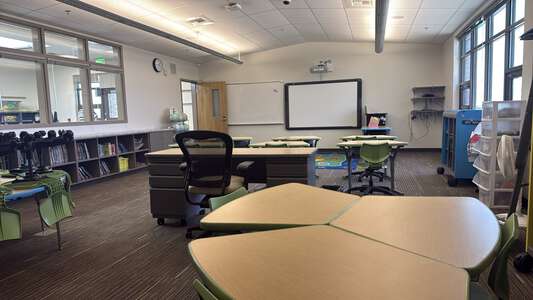 Farson-Eden School Classroom Standard in Farson 3