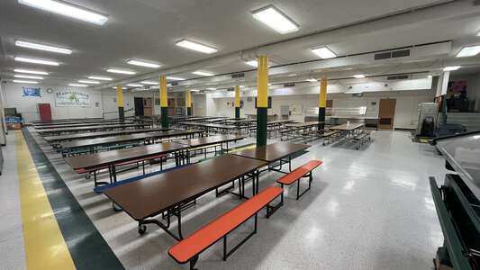 Hawthorne Middle School Cafeteria in Pocatello