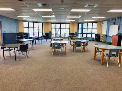 Harvest Ridge Elementary School Learning Commons in St. Charles